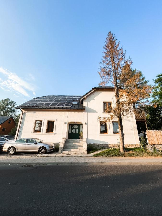 Istebna 401 Mury Bagian luar foto
