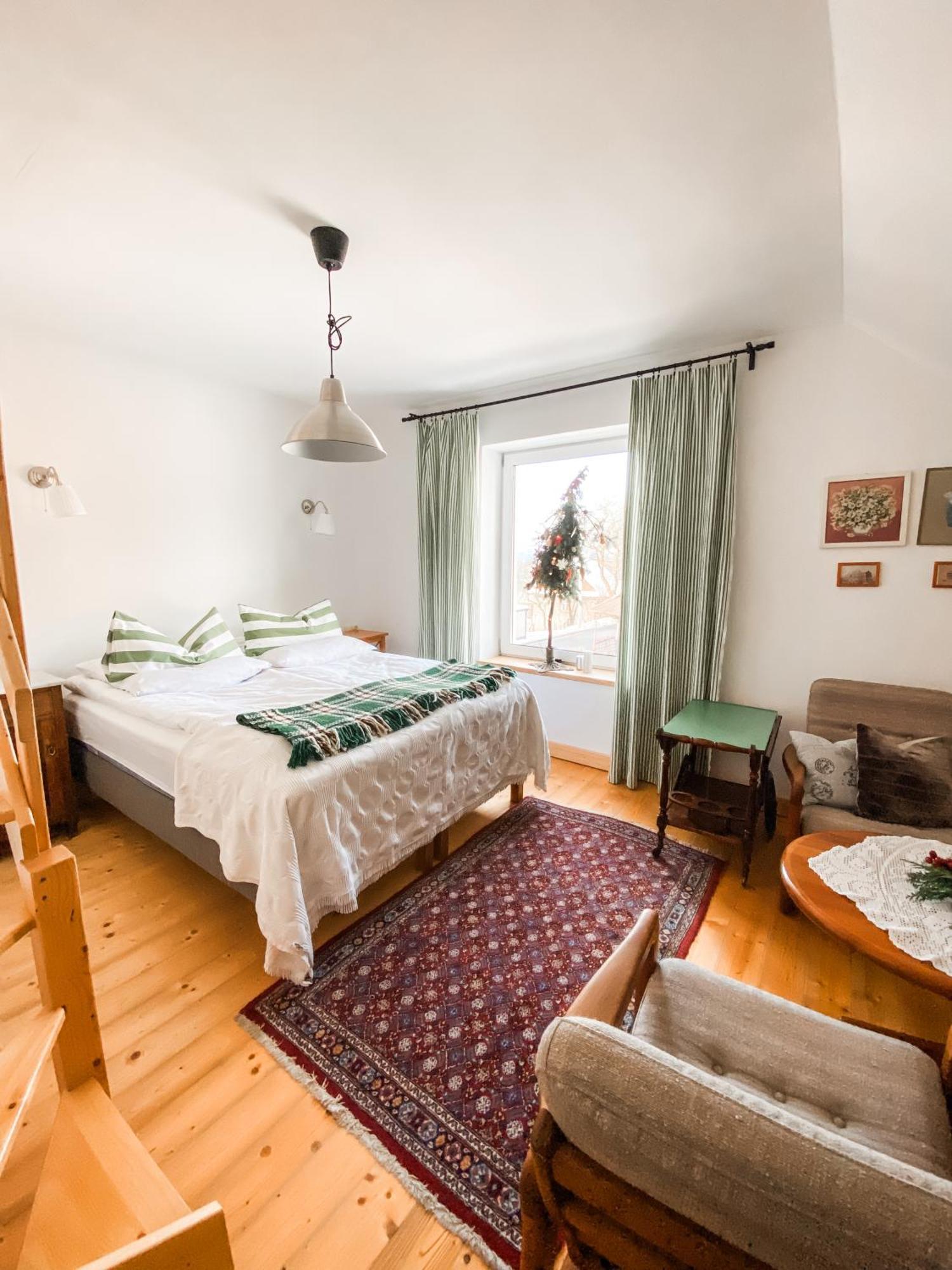 Istebna 401 Mury Bagian luar foto